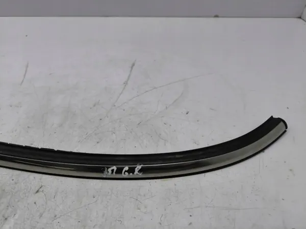 Mini Cooper R60 Moldura Ventana Lateral OEM AMD115348 image 3