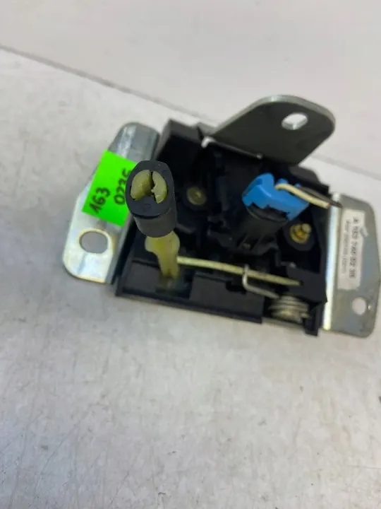 Fecho de porta-malas OEM A1637400235 para Mercedes ML W163 image 4