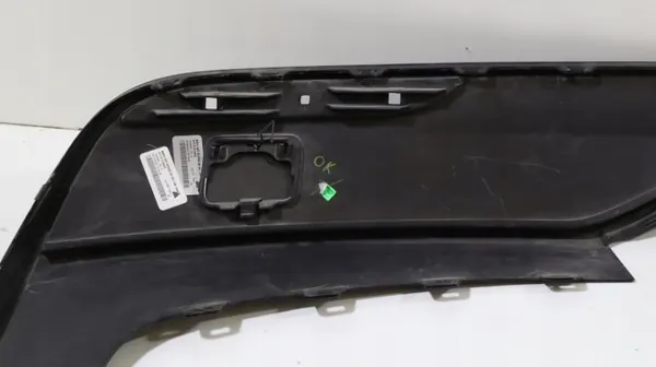 Tesla S 2021 Achterbumper Trim OEM 1632940-22-A image 10
