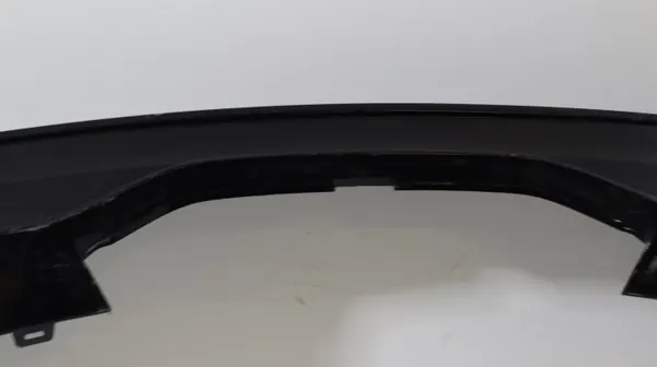 Tesla S 2021 Achterbumper Trim OEM 1632940-22-A image 8