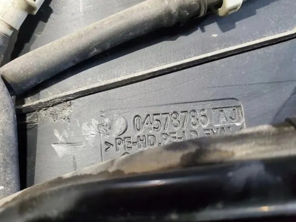 Tanque combustível Jeep Grand Cherokee 2017 OEM 04578812AF image 10