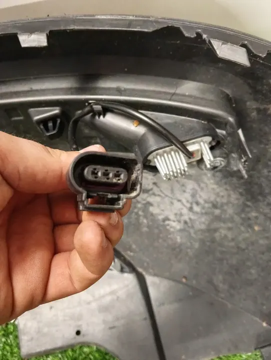 VW T-CROSS Spoiler Posteriore Paraurti 2GM807521 image 9