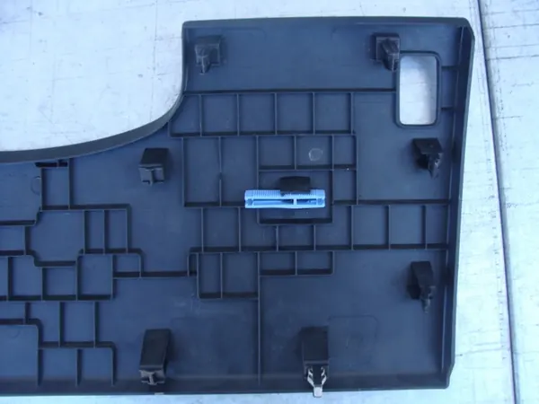 OEM 9672847577 Elemento inferior salpicadero Peugeot image 4