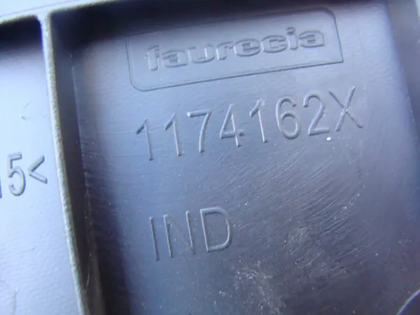 OEM 9672847577 Elemento inferior salpicadero Peugeot image 7