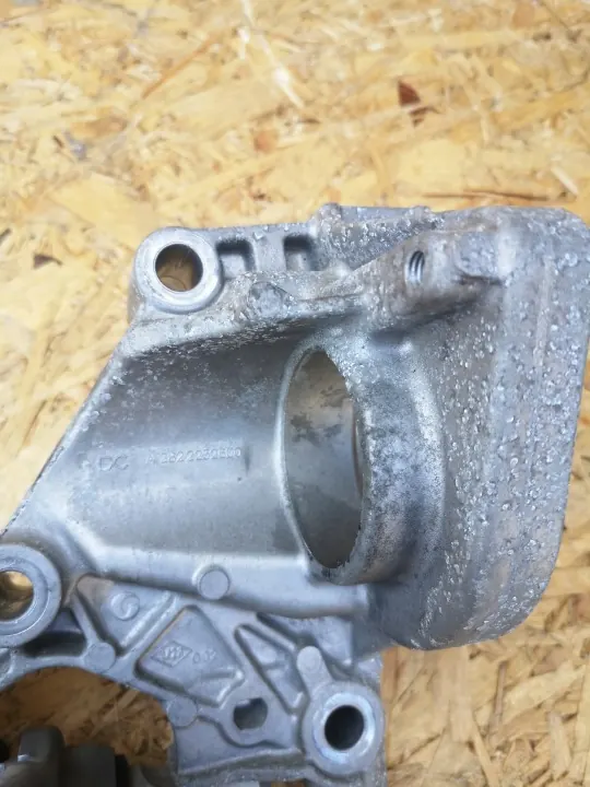 Suporte Semieixo Mercedes Classe A W177 OEM A2472400600 image 4