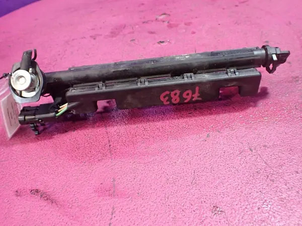 RENAULT CLIO II 98-05 1.2 Brandstofrail 7700108667 image 2