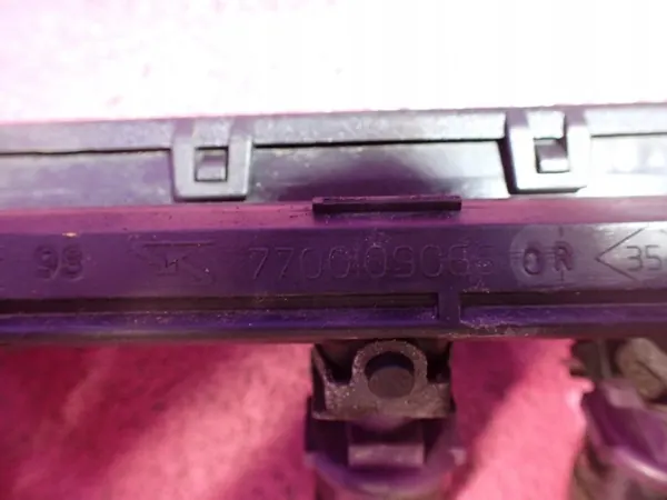 RENAULT CLIO II 98-05 1.2 Brandstofrail 7700108667 image 4