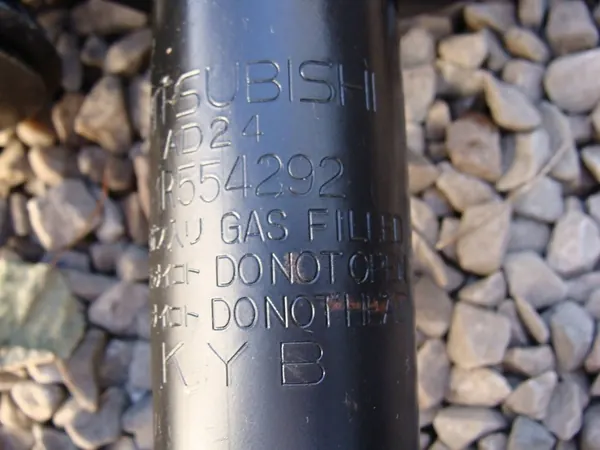 Fram Dämpare Set Mitsubishi Pajero image 5