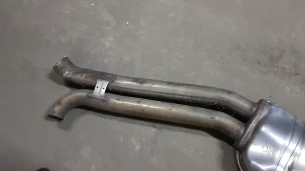 Audi Q5 8R Avgasljuddämpare OEM 8R0119C image 10