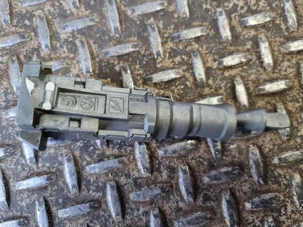OEM 3G8837167 Schloss-Einsatz für Volkswagen Arteon image 3