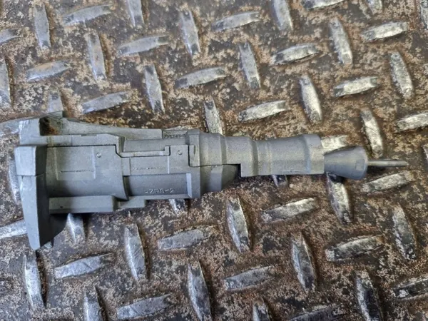 OEM 3G8837167 Schloss-Einsatz für Volkswagen Arteon image 4