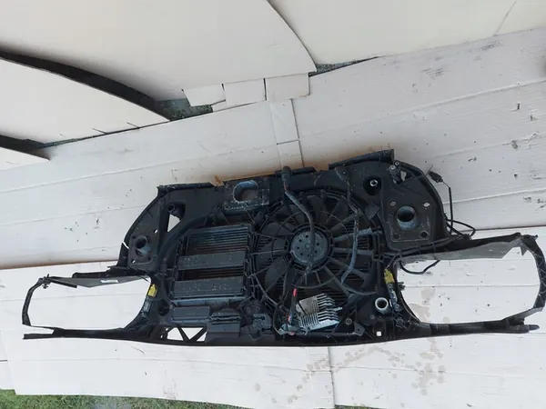 Frontstoßstange Audi A4 B7 Seat Exeo 1.6 2.0 image 6