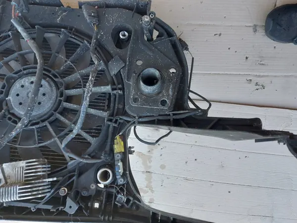 Frontstoßstange Audi A4 B7 Seat Exeo 1.6 2.0 image 7