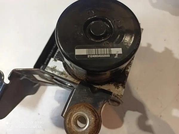 Bomba ABS Volvo V60 2.4L 169kw 2012 P37313291 image 3