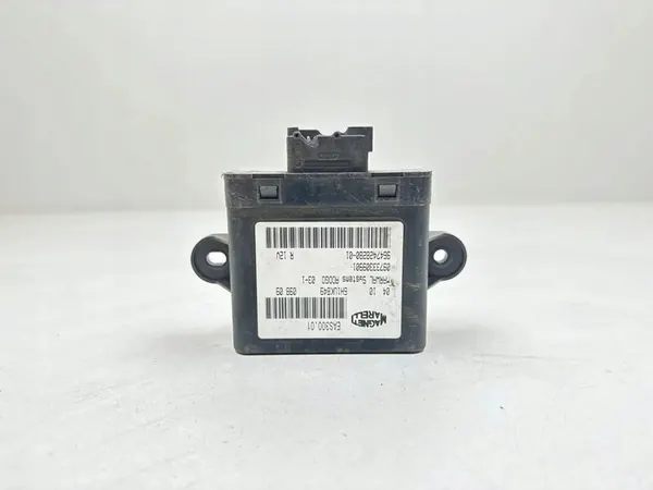 Module de Contrôle de Pompe à Carburant Peugeot 607 2.7 V6 HDI image 1