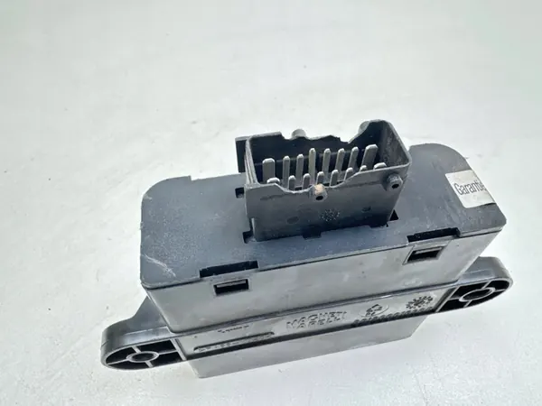 Module de Contrôle de Pompe à Carburant Peugeot 607 2.7 V6 HDI image 2