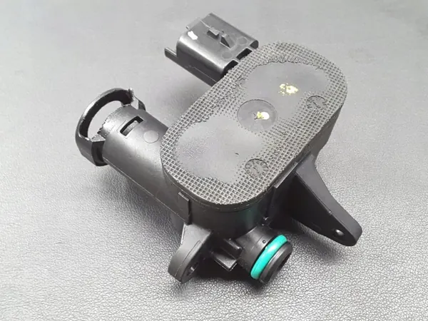Brandstofverdeler OEM 5241920BVH1 voor Citroen Berlingo image 6