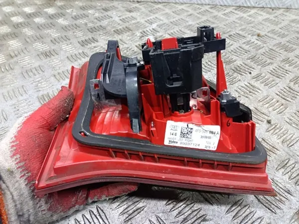 AUDI A6 C6 Luz Trasera Derecha LED 4F9945094A image 5