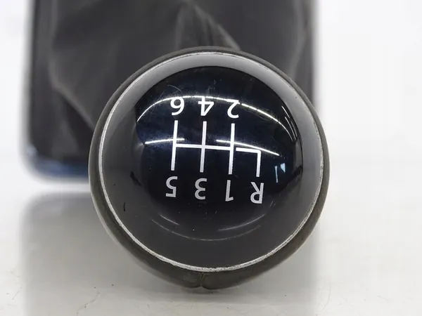 Växelspaksknopp + Manschett VW Tiguan I 5J Lift 5N0711113Q image 3