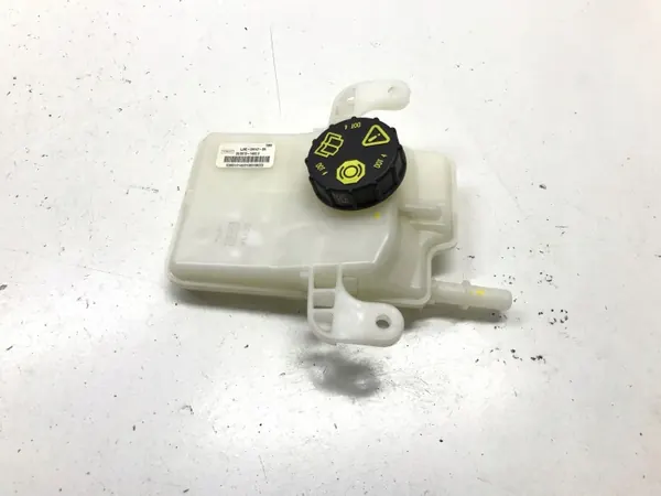 Remvloeistofreservoir Ford Mustang Mach-E OEM LJ9C2N147BA image 2