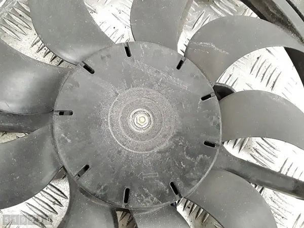 Nissan Kühlerlüfter mit Diffusor OEM 214813VD1A image 5