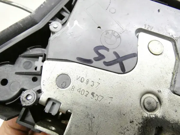 BMW Dörrlås Vänster 8402537 image 7