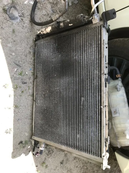 Condensador AC RENAULT CLIO III 1.5 DCI 8200688390 image 3