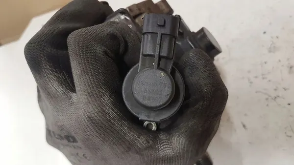 Bomba de Combustível KIA SORENTO I (JC) 2.5L Diesel image 7