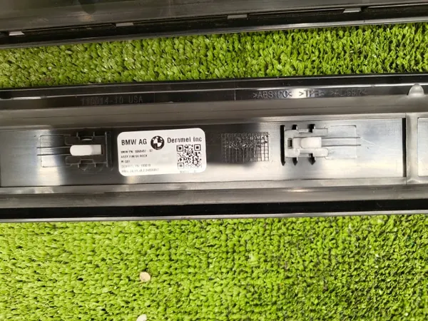 BMW X4 G02 Tapabarro M-Package OEM 8068487 image 3