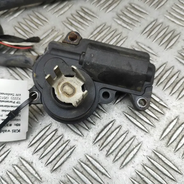 Mercedes-Benz A-Class Diesel uitlaatspruitstuk OEM A2139068601 image 4