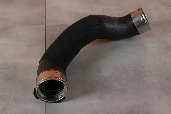 Manguera Intercooler BMW F40 F44 F45 F46 X1 F48 8511338 image 2