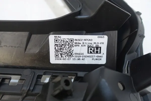 Kühlergrill-Abdeckung Rechts Vorne OEM Hyundai Tucson IV image 5