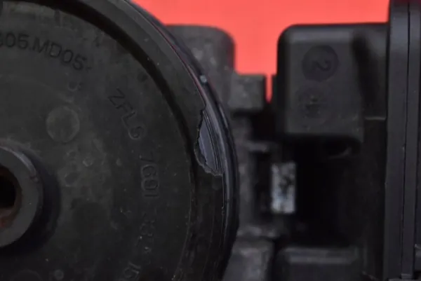 Servostyrningspump Mercedes E-Class W212 2.2 CDI image 8