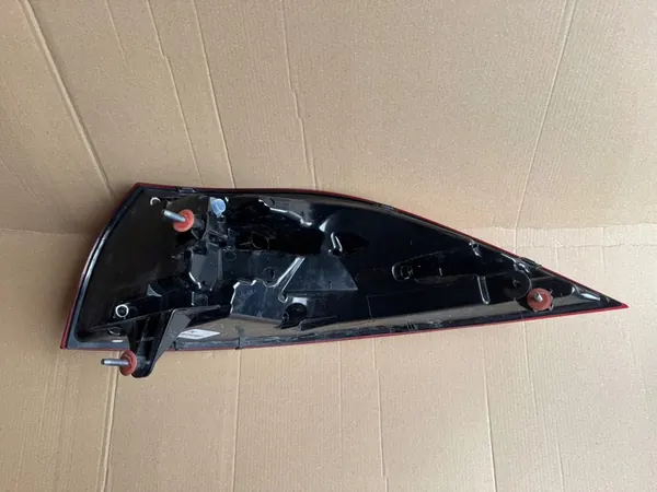 Lámpara trasera izquierda Mercedes GLE W167 A1679061007 image 2