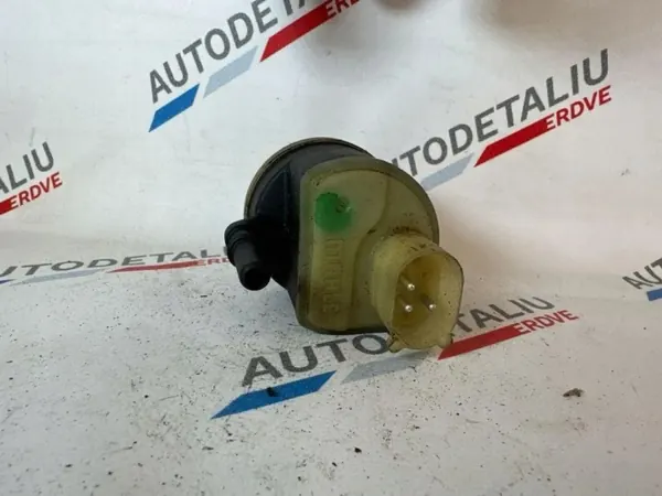BMW Bränslefiltervärmare OEM 13328572521 - Begagnad image 10