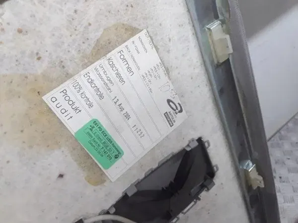 Clip de Teto BMW OE 7147010 - Usado image 3