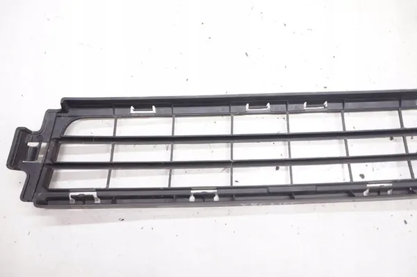 VOLVO V50 I S40 II Front Bumper Grille 30744911 image 7