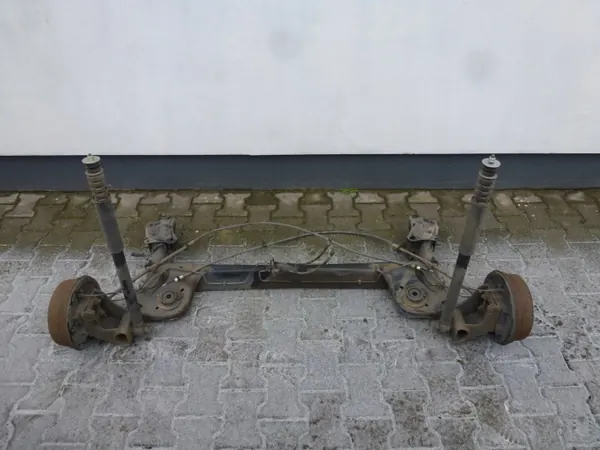 Hinterachse OEM OŚ TYLNA BELKA Duster II image 2