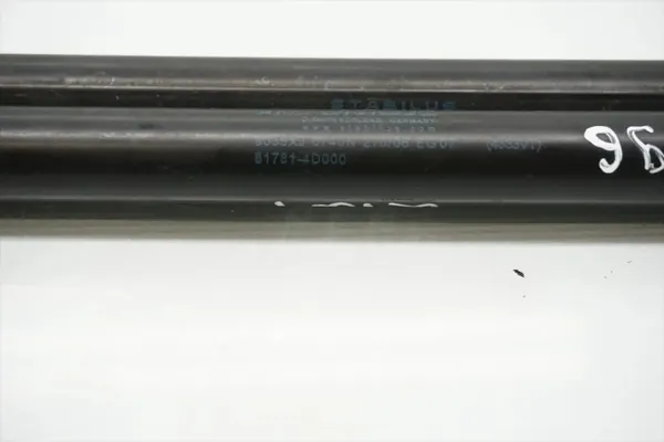 Kia Sedona Heckklappenstütze OEM 81781-4D000 image 3