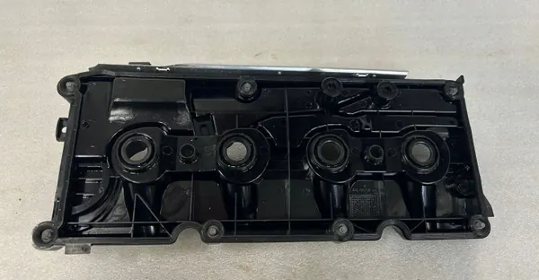 Venttiilikansi 2.0 TDI OEM 03L103469AE Audi Skoda VW image 3