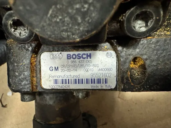 OEM 0986437065 ruiskutuspumppu Renault/Opel image 4
