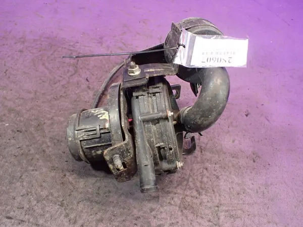 OPEL ASTRA F 94-02 1.6 Bomba de aire secundaria 90470029 image 2