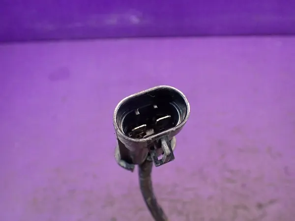 OPEL ASTRA F 94-02 1.6 Bomba de aire secundaria 90470029 image 4