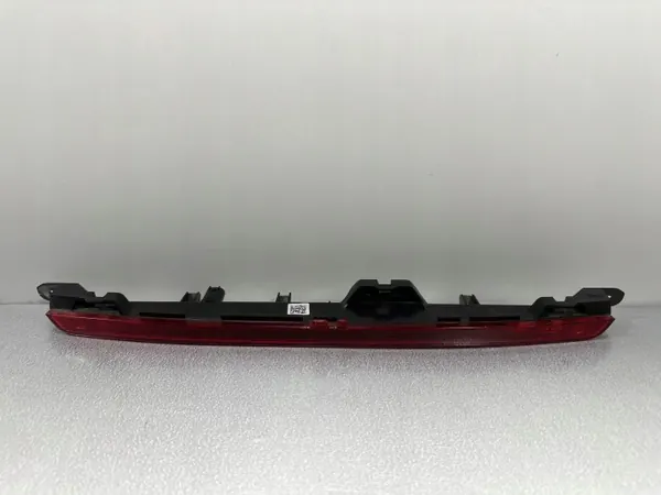 Tercera Luz de Frenado Mercedes-Benz A W176 OEM FBZ20724 image 2