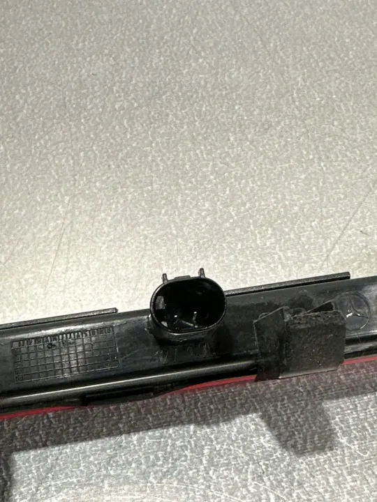 Tercera Luz de Frenado Mercedes-Benz A W176 OEM FBZ20724 image 3
