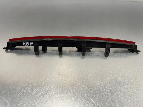 Tercera Luz de Frenado Mercedes-Benz A W176 OEM FBZ20724 image 4