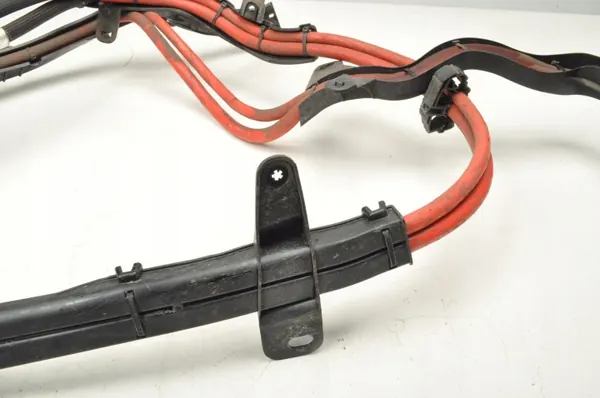 Câble d'alimentation positif BMW 9107463 pour 330e hybride image 3