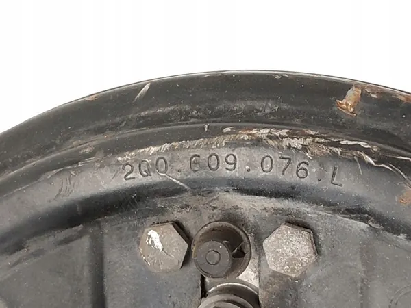 OEM 2Q0609076L oikea jarrupalje VW Polo VI:lle image 4