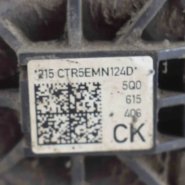 Moteur de frein à main arrière droit OEM 5Q0615406CK image 7