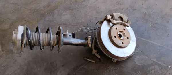 Höger Främre McPherson Fjädring Mercedes B-Klass W246 image 2